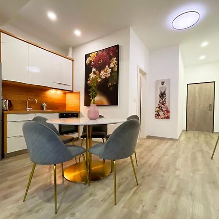 The Maze Apartment リュブリャナ エクステリア 写真