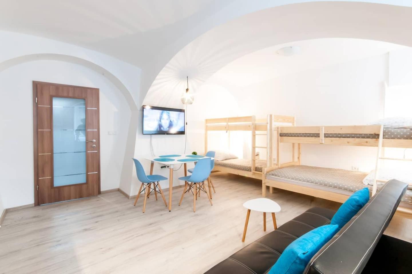 The Maze Apartment リュブリャナ 部屋 写真
