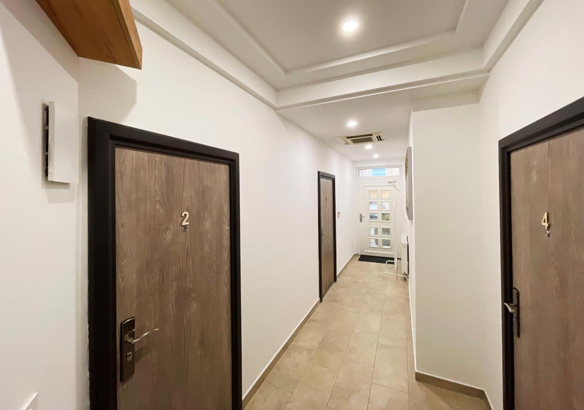 The Maze Apartment リュブリャナ エクステリア 写真